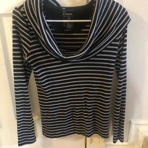 Women’s Gap Cowl Neck Long-sleeve waffle knit top size XS